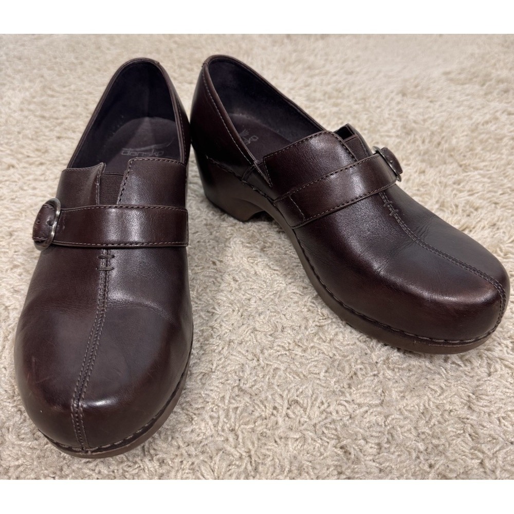 Dansko Tamara Brown Leather Comfort Clog EU 41 US 10.5 Slip On Buckle Accent